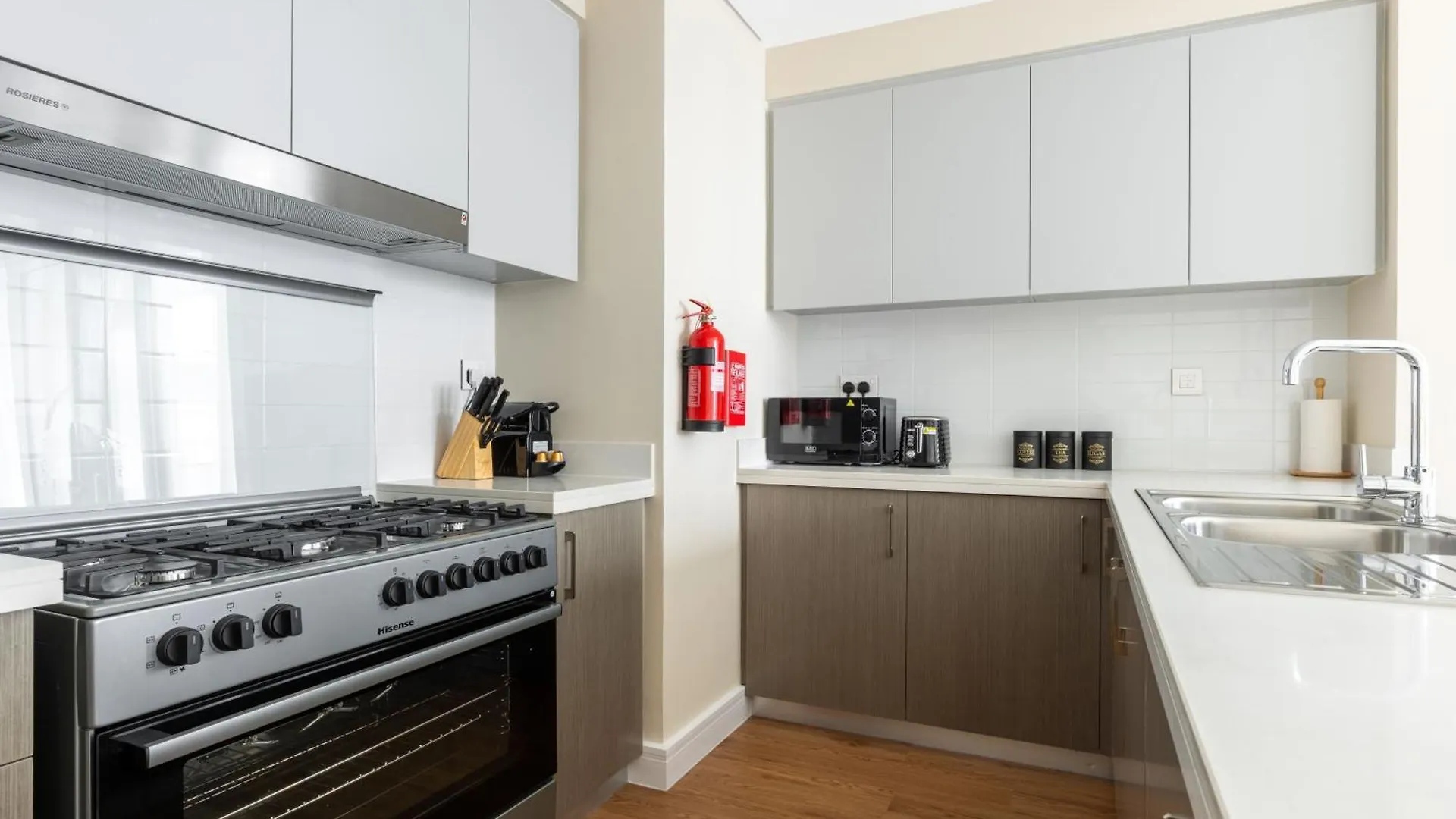 Apartment Magnificent - Luxurious 3+ 1 Bedroom Located In Downtown Dubai